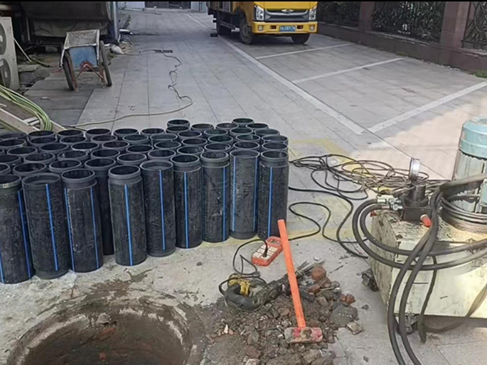 樊城PE置换管厂家 DN315置换管 非开挖管短管置换